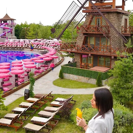 Θέρετρο Glass Domes - By The Wind Mills Hydropark Gorna Malina